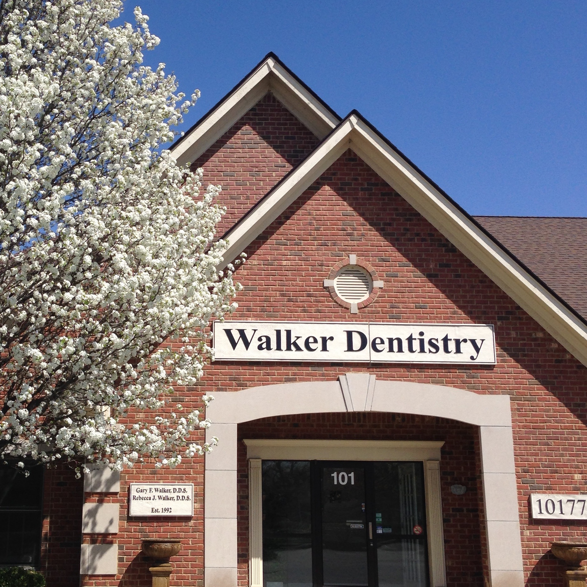 Walker Dentistry Logo