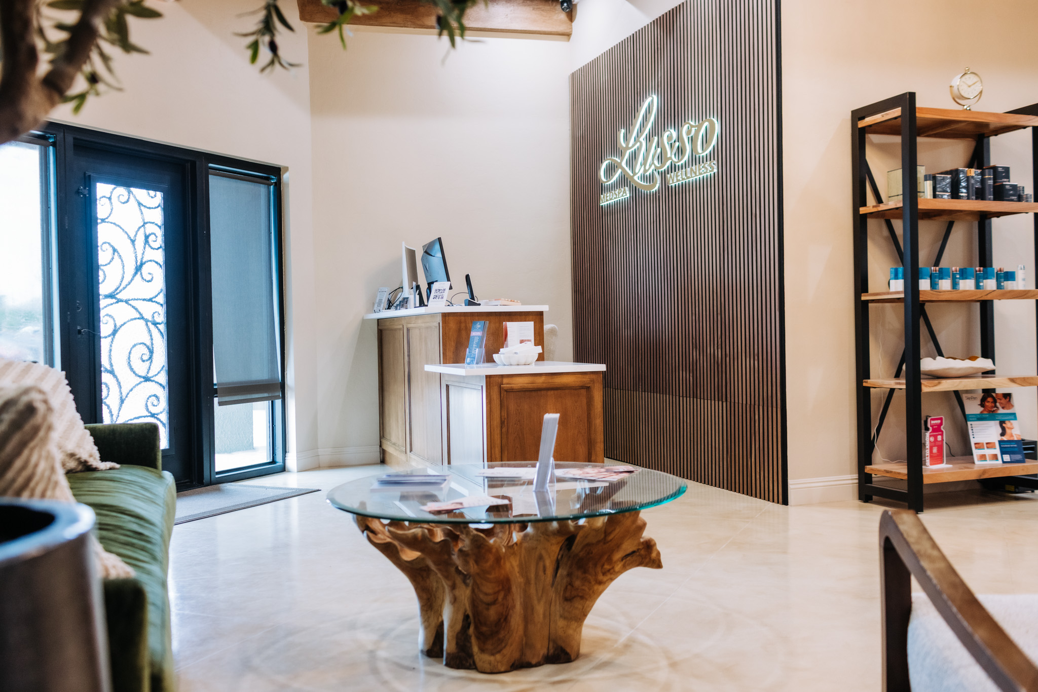 Lusso Medspa and Wellness Logo