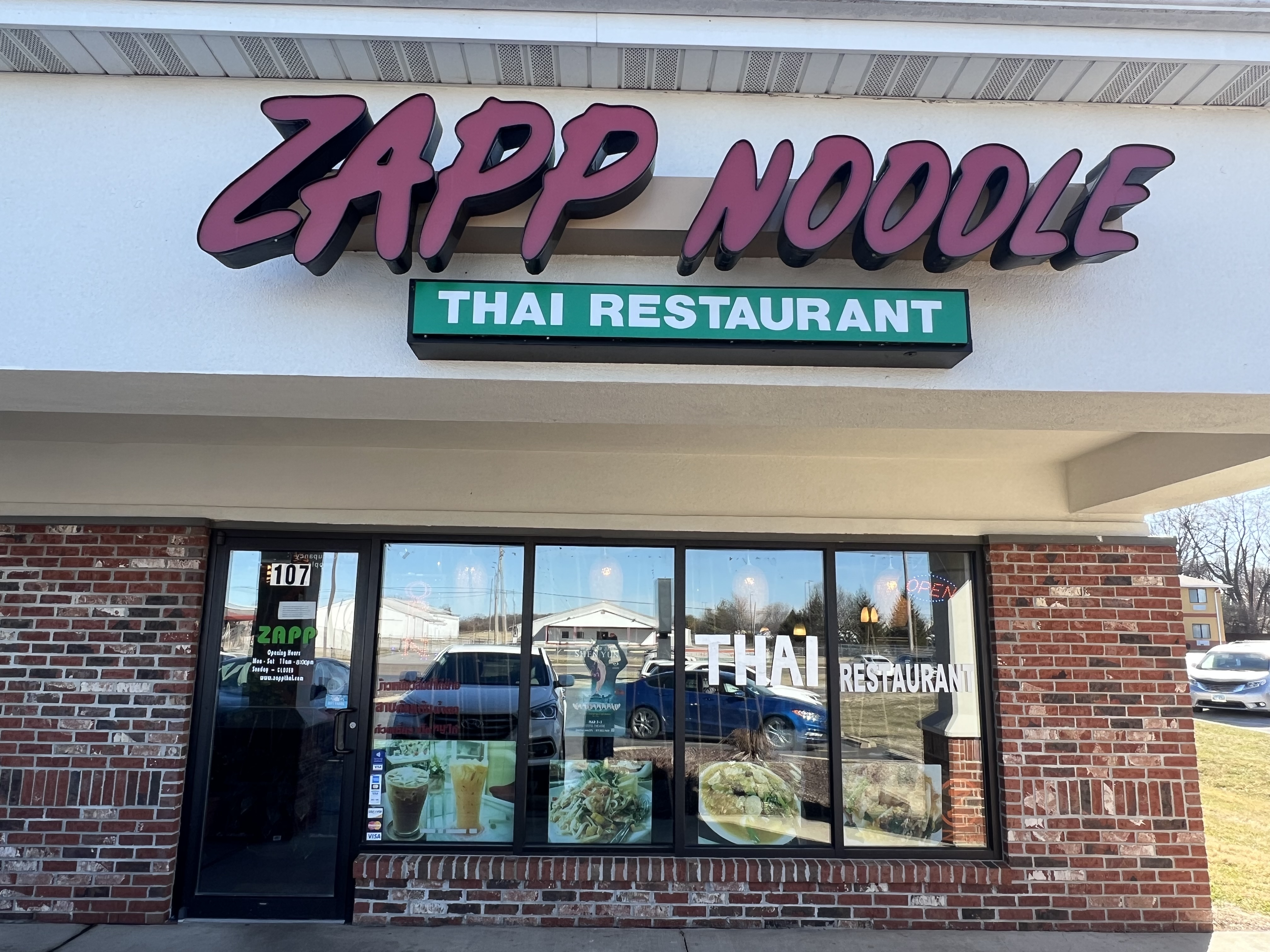 Zapp Noodle Thai Restaurant Logo
