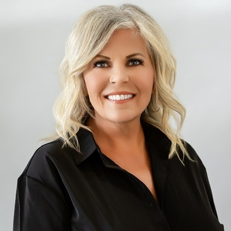 April Phifer - Mortgage Loan Officer- Verity Mortgage Logo