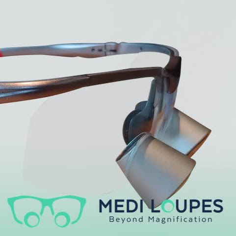 Medi Loupes Logo