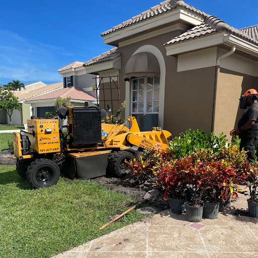 Xtream Stump Grinding Logo