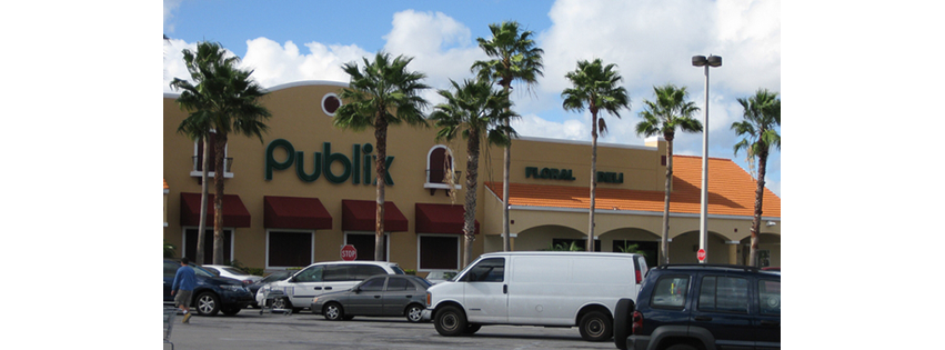 Shoppes at Lago Mar