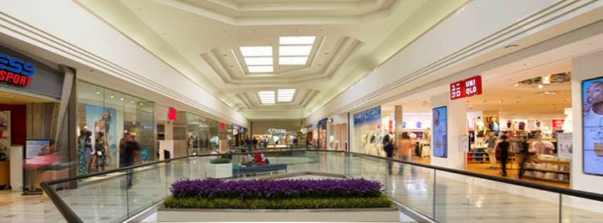 Sunvalley Shopping Center