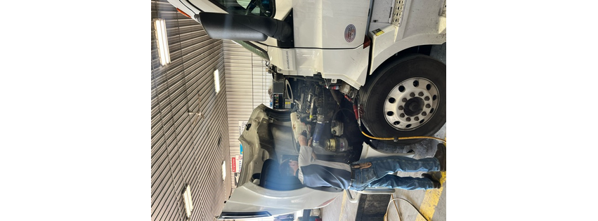R2 Truck & Trailer, LLC