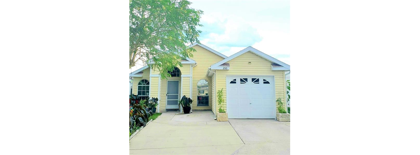 Hollie Tutrani, Realtor - La Rosa Realty