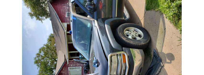 BOMB CITY XPRESS AUTOGLASS