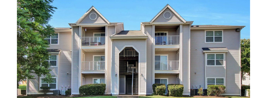 Breezewood Apartments