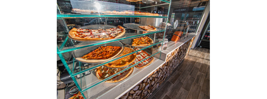 Rocco's Pizza On Main