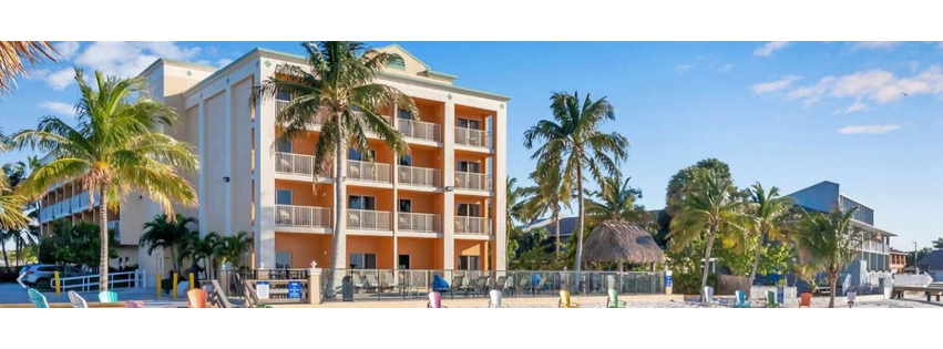 Hutchinson Island Plaza Hotel & Suites