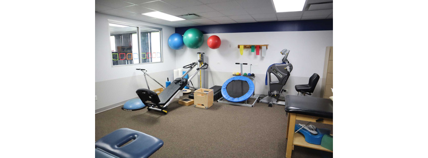 FYZICAL Therapy & Balance Centers - Six Corners