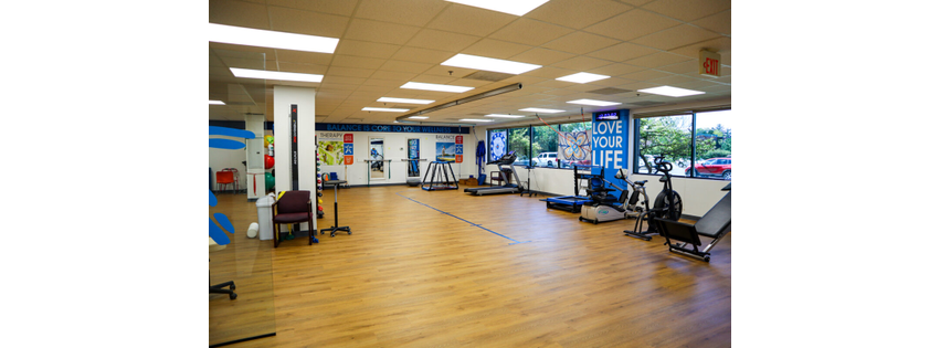 FYZICAL Therapy and Balance Centers - Wheaton