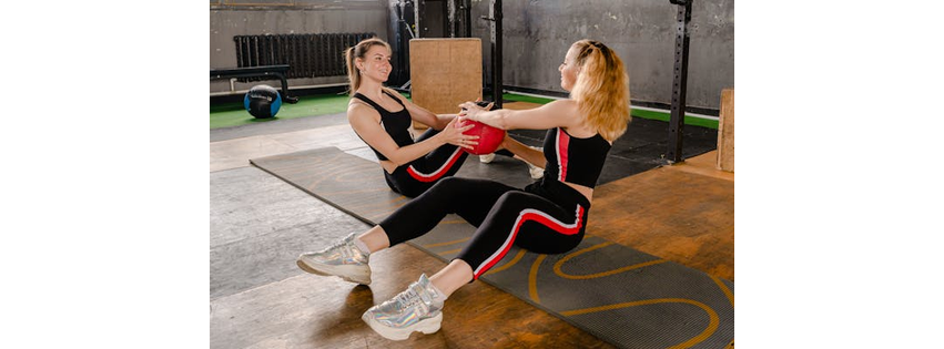 Gold's Gym - Clarendon