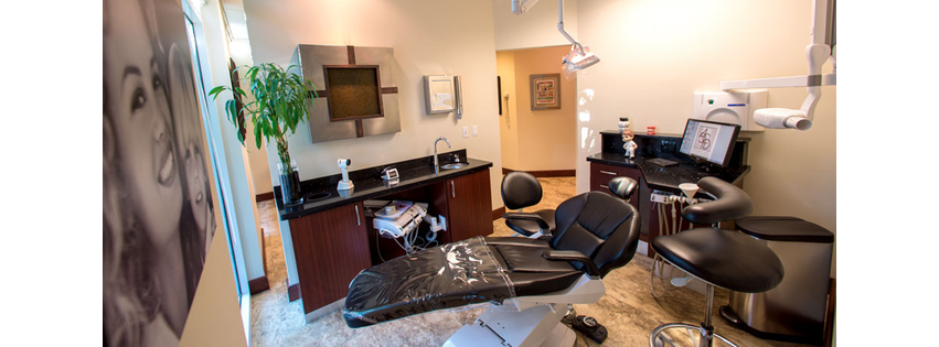 Advanced Center for Cosmetic and Implant Dentistry